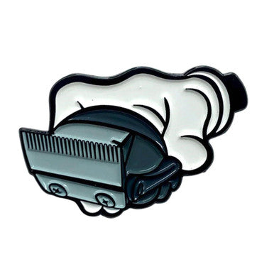 CATCHING FADES BARBER PIN